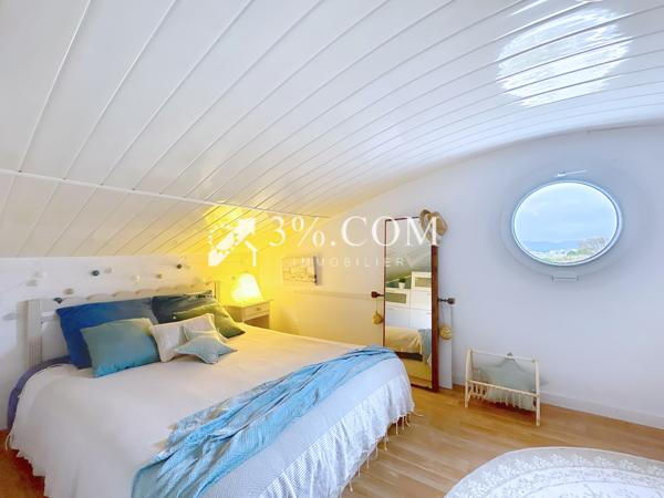 Chalet 7 pièce(s) 5 chambre(s) 111.96 m²