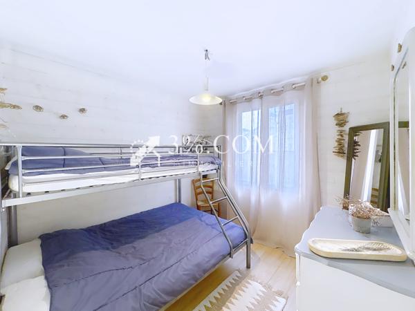 Chalet 7 pièce(s) 5 chambre(s) 111.96 m²