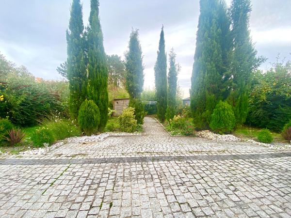 Maison familiale Sandillon 5 chambres , jardin.
