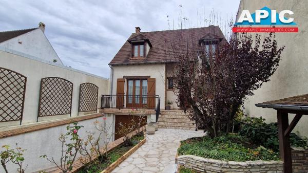 LE THILLAY,

APIC Immobilier vous propose cette maison ...