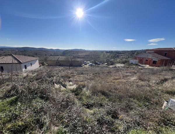 Terrain de 997 m² – Vinezac limite Lachapelle sous Aubenas