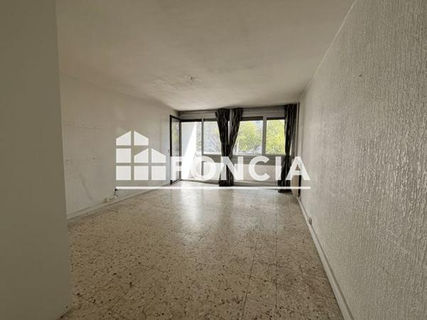 À vendre Appartement 3 pièces 64 m² - Marseille 13013