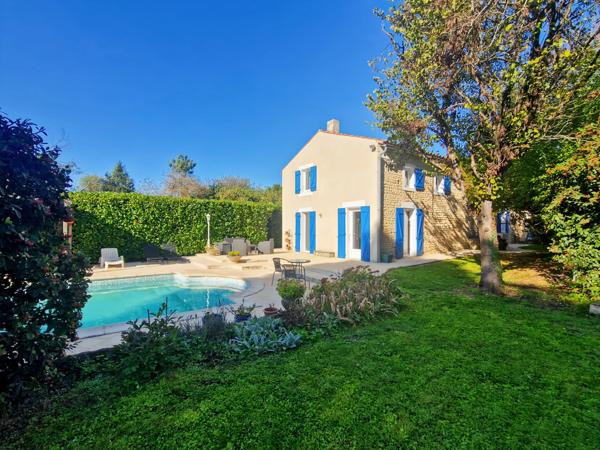 Dpt Charente Maritime (17), à vendre proche de TONNAY CHARENTE maison P5