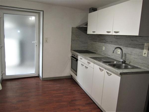 Immeuble de 430 m2 habitables composé de 4 appartements à Vesoul 70000  au prix de 209 000 Euros