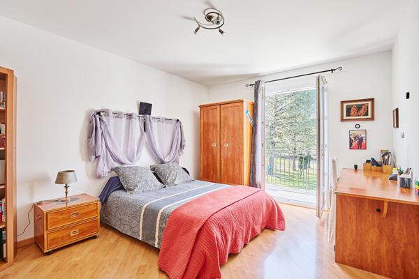 Vernègues à vendre ? Villa 180 m² avec jardin et piscine, proche d'Aix-en-Provence