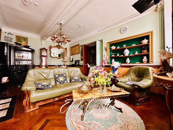 Ensemble immobilier 300m² Conques sur Orbiel