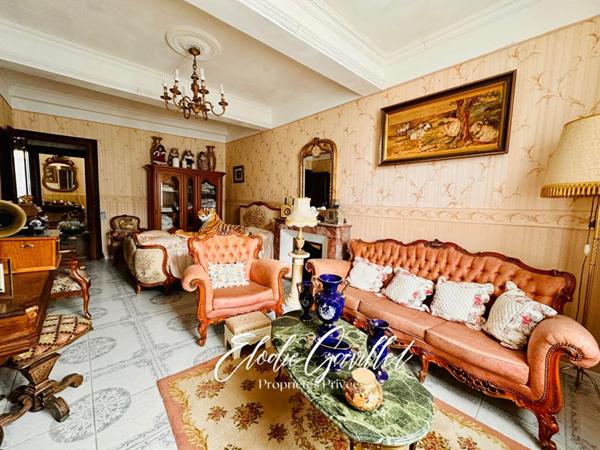 Ensemble immobilier 300m² Conques sur Orbiel