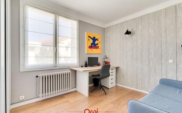 Appartement à vendre    4 pièces • 92,19 m2 Marseille 12
