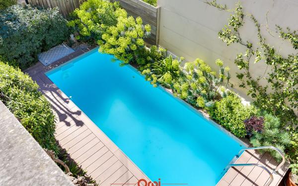 Appartement à vendre    4 pièces • 92,19 m2 Marseille 12