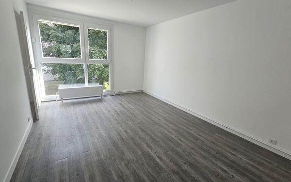 Appartement à louer    2 pièces • 42,56 m2 Saint-Jean-de-la-Ruelle