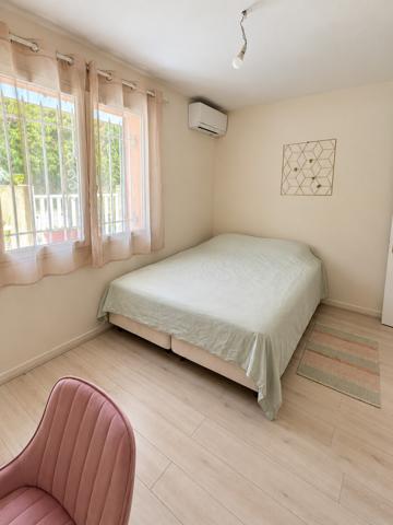 Rez-de-jardin 5 pièces de 179 m² à Marseille 13009, 4 chambres