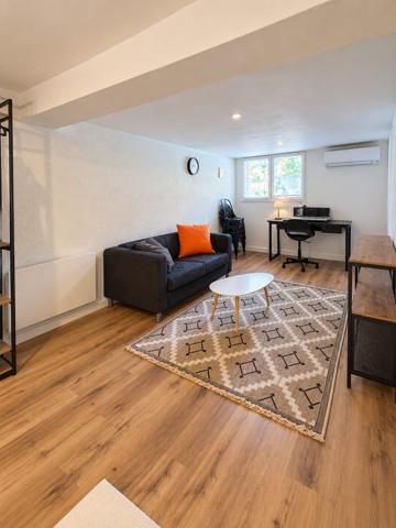 Rez-de-jardin 5 pièces de 179 m² à Marseille 13009, 4 chambres