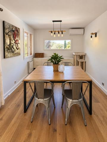 Rez-de-jardin 5 pièces de 179 m² à Marseille 13009, 4 chambres