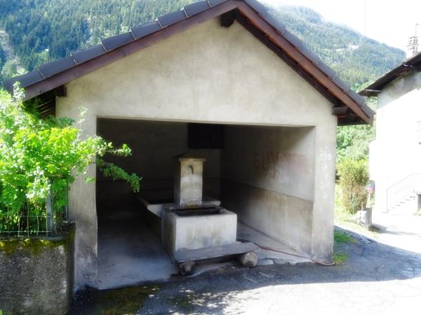 En Savoie (73), à vendre Vallée de La Maurienne, maison P8 rénovée, cave, voutes, terrain, combles, stations de ski, 3 vallées