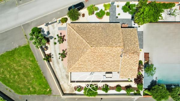 EN EXCLUSIVITE A CAZILHAC- MAISON PLAIN-PIED - CLIM-  JARDIN ARBORE