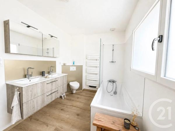 Maison à vendre  4 pièces - 114,32 m 2   CHATEAUBRIANT  - 44