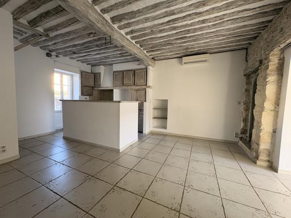 Maison
                                                                                                                                                                                                                                                                                                                        3 pièce(s)                                                                                                                                                                                                          2 chambre(s)                                                                                                                                                                                                          68  m²