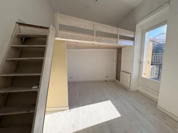 Maison
                                                                                                                                                                                                                                                                                                                        3 pièce(s)                                                                                                                                                                                                          2 chambre(s)                                                                                                                                                                                                          68  m²