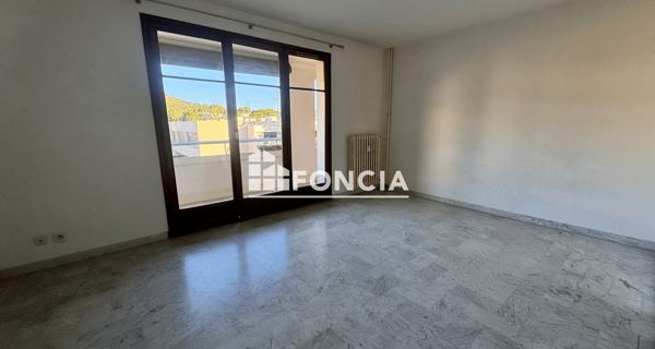 Location Studio 27.18 m² - Hyères 83400