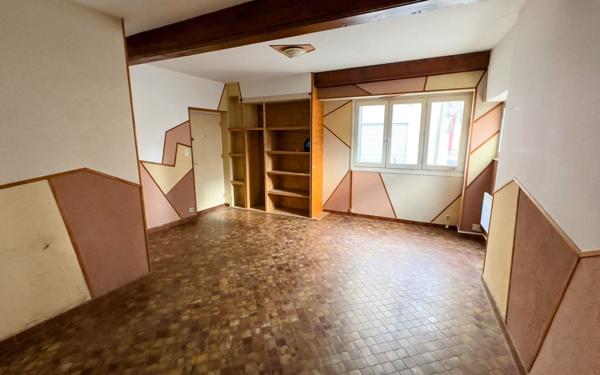 Immeuble à vendre    12 pièces •  Beaumont