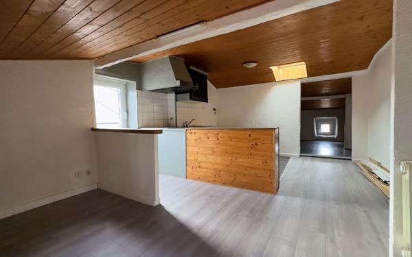 Immeuble à vendre    12 pièces •  Beaumont