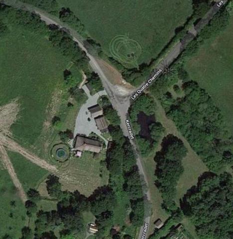 CHAUMIERES SUR TERRAIN 1 HA 43