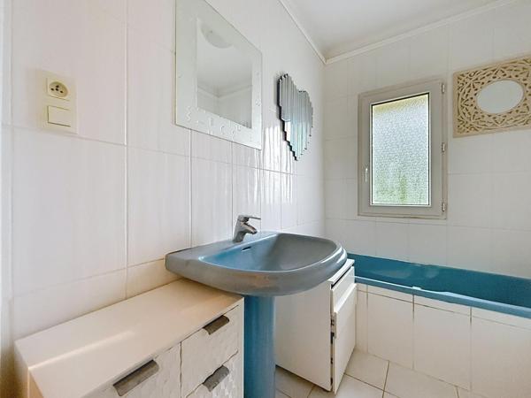 maison jumelée au plateau 90 m2 3 chambres