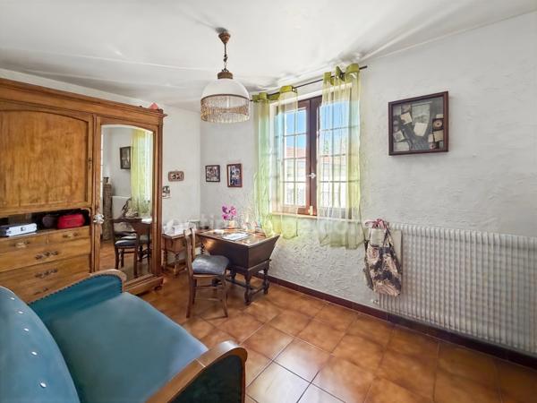 CHAMPIGNEULLES – Maison de caractère avec jardin, au calme et proche de toutes les commodités