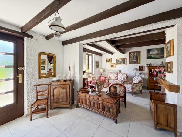 CHAMPIGNEULLES – Maison de caractère avec jardin, au calme et proche de toutes les commodités