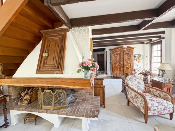 CHAMPIGNEULLES – Maison de caractère avec jardin, au calme et proche de toutes les commodités
