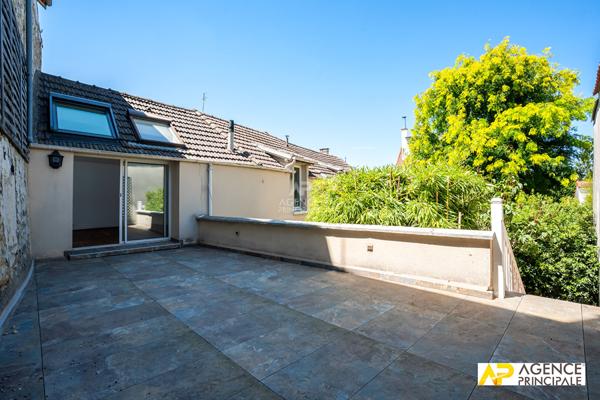 Maison Le Mesnil Le Roi 8 pièce(s) 145 m2 885 000 € **  - Référence  4717