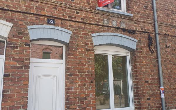 Maison à louer    3 pièces • 62 m2 Estaires