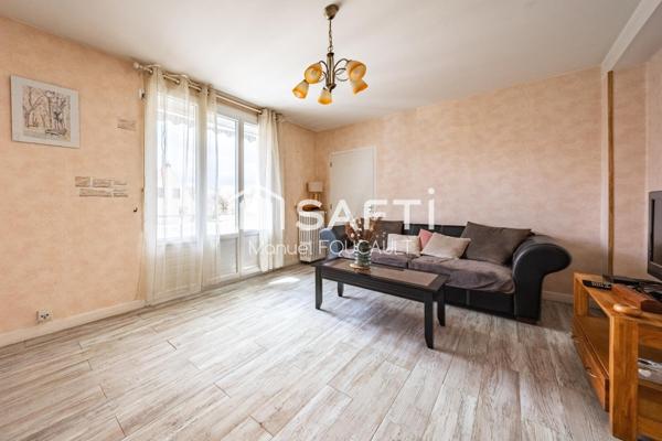 DIJON Eiffel/Bel Air, appartement traversant  type 3 de 54m2-Balcon, cave et grenier