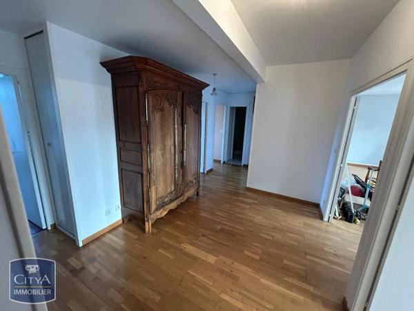 Appartement à louer 4 pièces 102.44m²