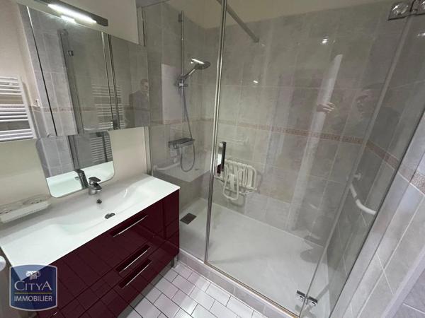 Appartement à louer 4 pièces 102.44m²