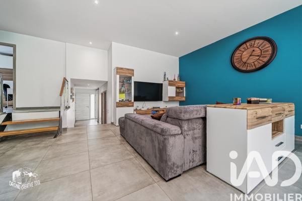 Maison à vendre 5 pièces 110 m² Châtel-Saint-Germain