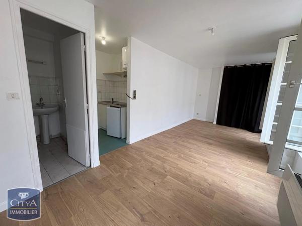 Appartement à louer 1 pièce 22.05m² Le Mans (72000)