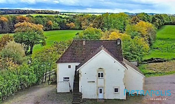 Propriété de près de 2 hectares proche du Creusot TGV