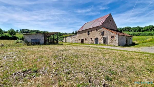 Propriété de près de 2 hectares proche du Creusot TGV