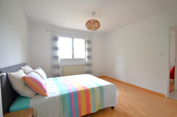 Très belle maison lumineuse dans un écrin de verdure