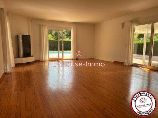 Maison à vendre 5 pièces de 182 m²