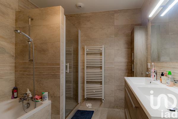 Maison à vendre 7 pièces 150 m² Les Clayes-sous-Bois