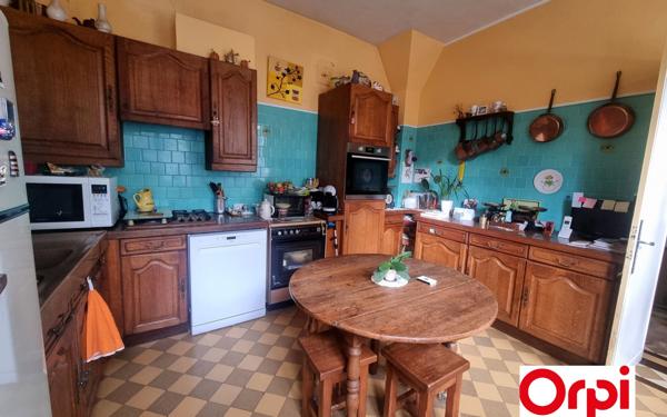 Maison à vendre    7 pièces •  Château-Thierry