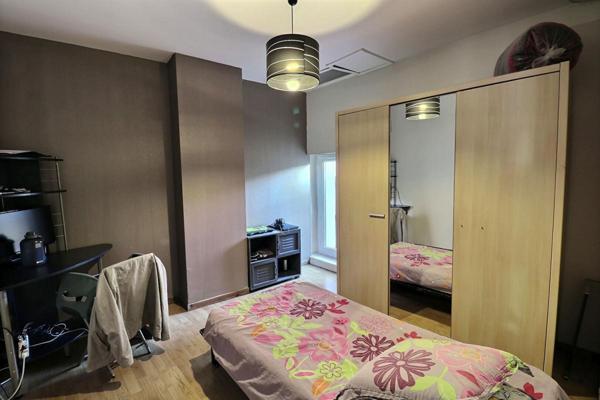 VENTE A TERME Immeuble Bagnols Sur Ceze 10 pièce(s) 350 m2