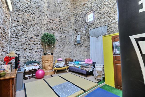 VENTE A TERME Immeuble Bagnols Sur Ceze 10 pièce(s) 350 m2