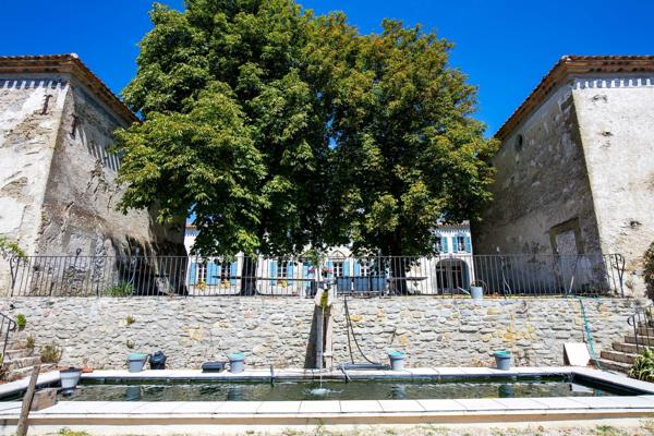 Vente Château Castelnaudary 18 Pièces 880 m²