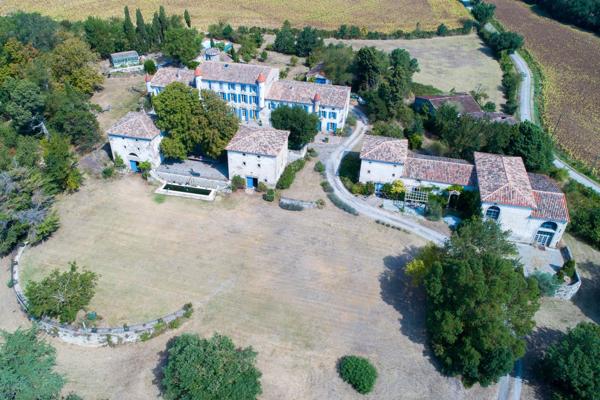 Vente Château Castelnaudary 18 Pièces 880 m²
