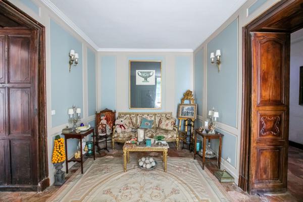 Vente Château Castelnaudary 18 Pièces 880 m²