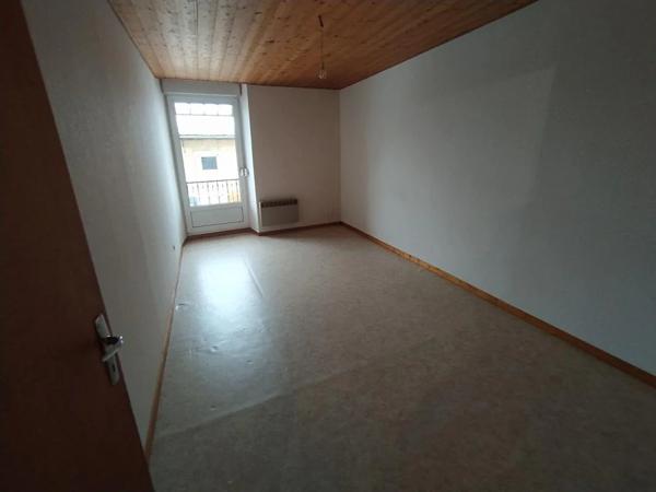 Appartement à louer à Cluse-et-Mijoux (25300)