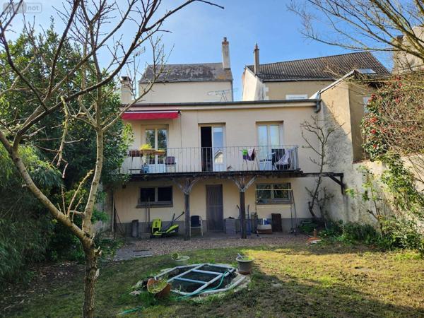 Maison à vendre à La Flèche dans la Sarthe (72200), ref : 1244